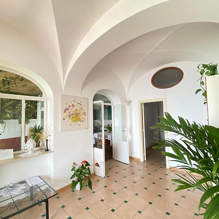 Positano'S Flats Apartment Luaran gambar