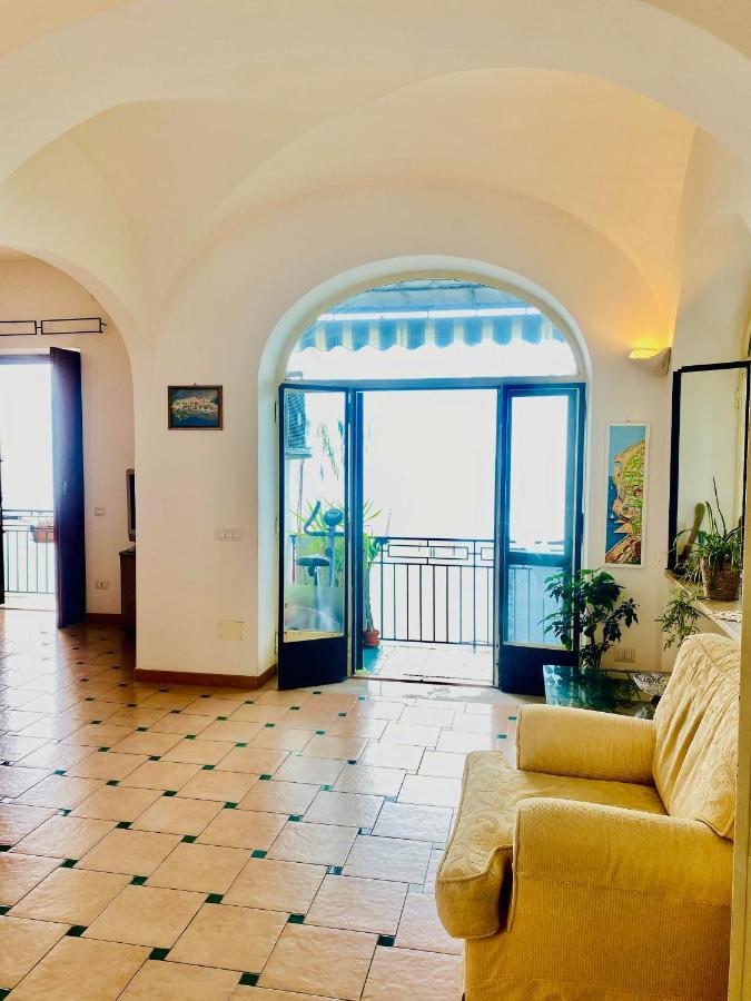 Positano'S Flats Apartment Luaran gambar