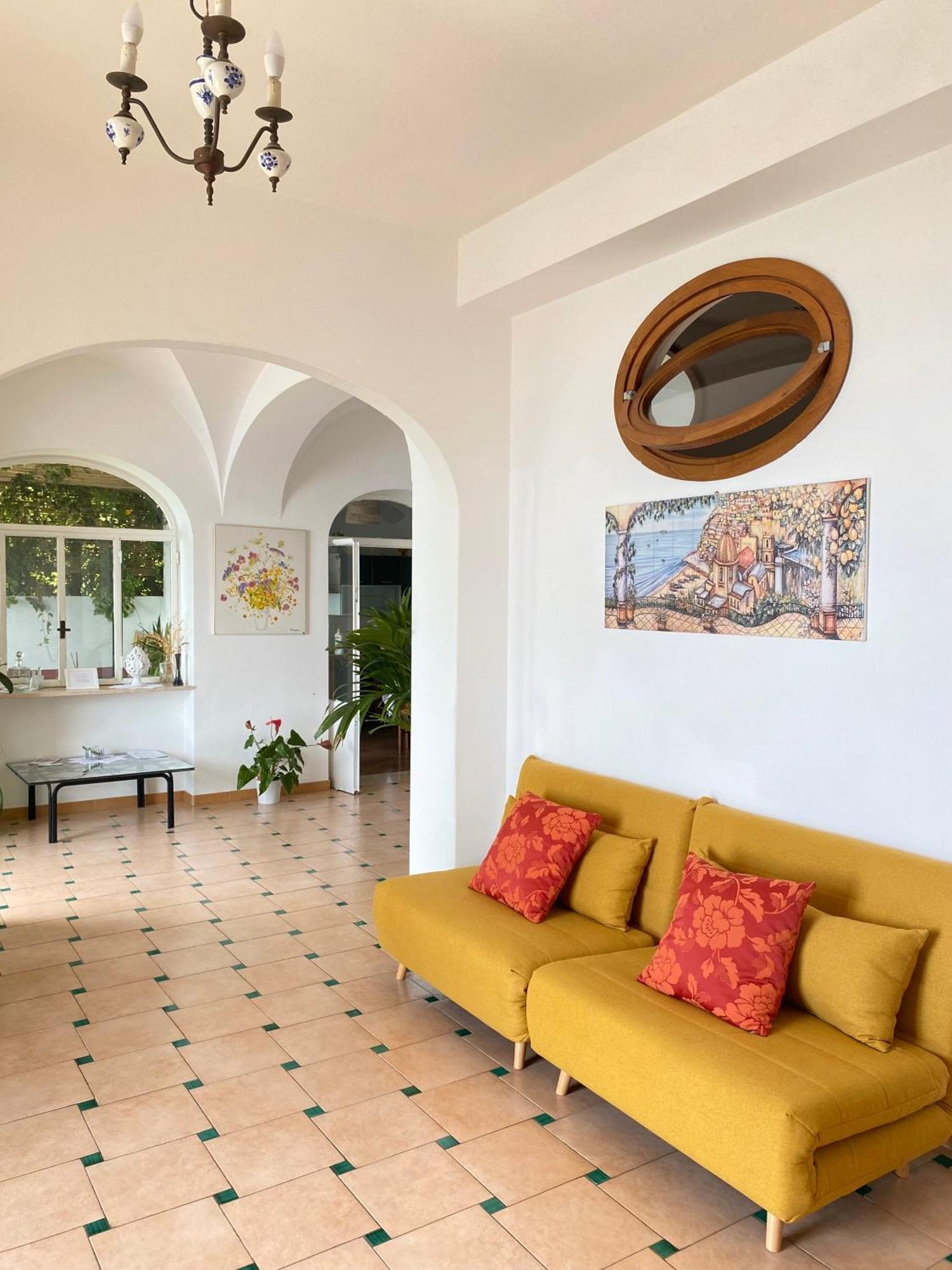 Positano'S Flats Apartment Luaran gambar