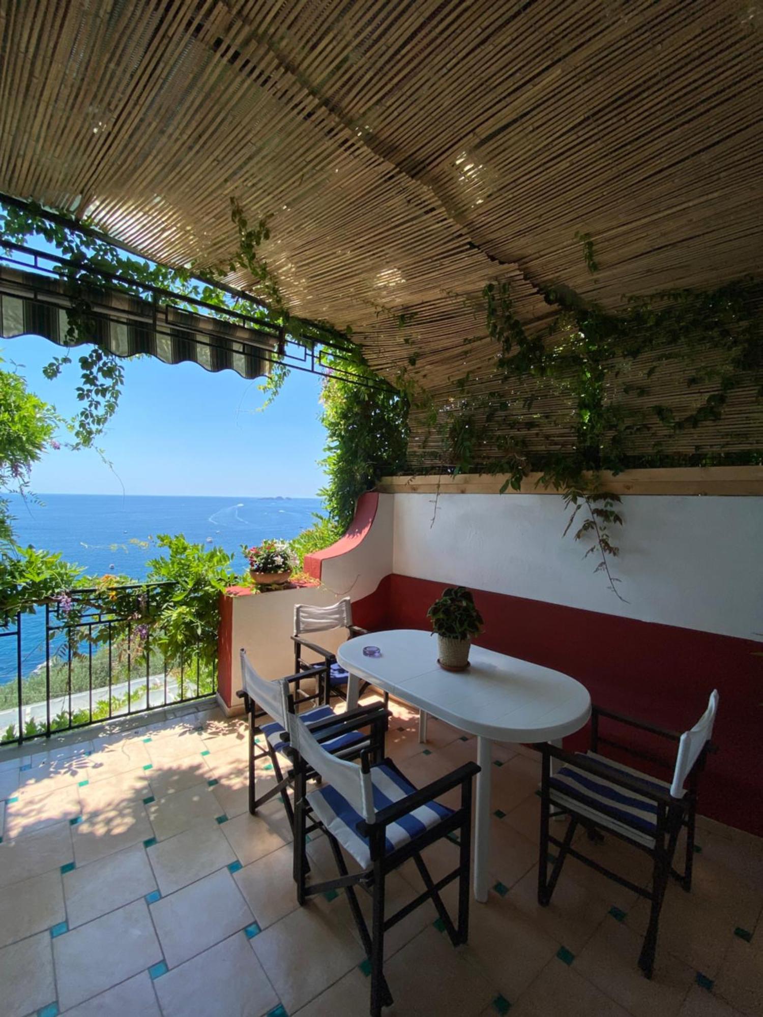Positano'S Flats Apartment Luaran gambar